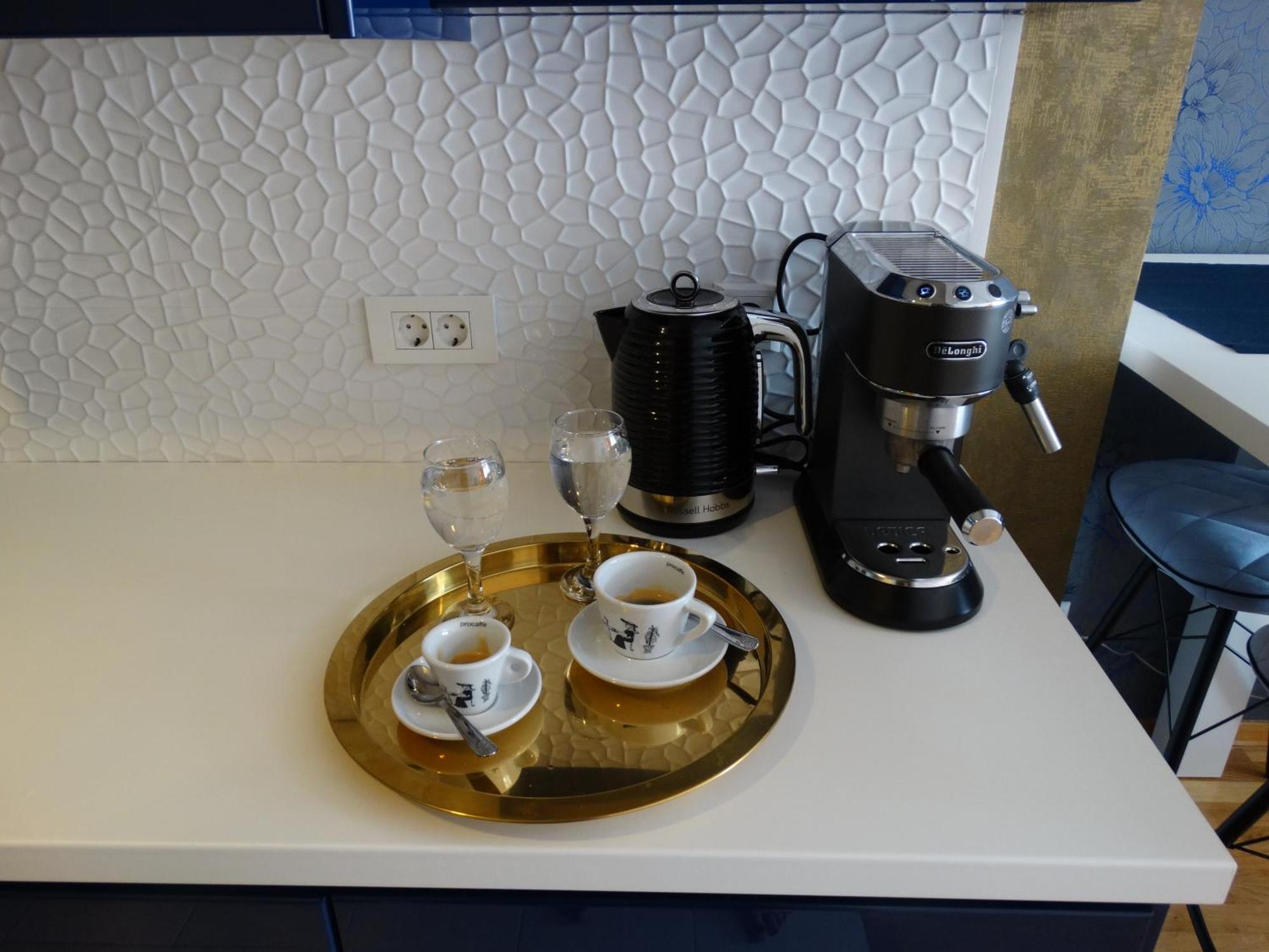 Jacuzzi Studio Apartman Mare'S Zágráb Kültér fotó